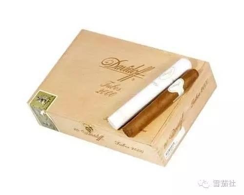 探索大卫杜夫小雪茄，品味奢华与精致生活的艺术 - 4 - 635香烟网