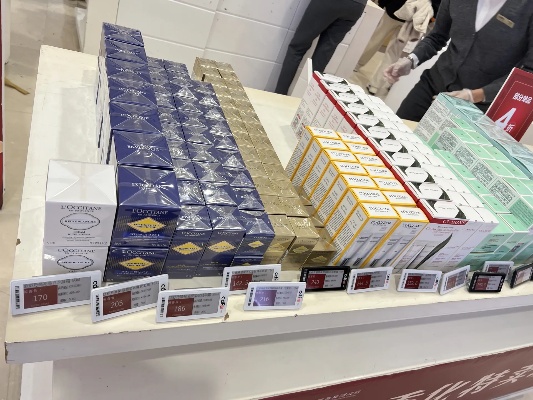 海南免税店香烟价格揭秘，批发与零售差异解析 - 2 - 635香烟网