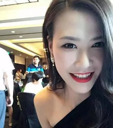 非诚勿扰许诺:我在舞台上寻找真爱的真实故事 非诚勿扰许诺:我在舞台上寻找真爱的真实故事