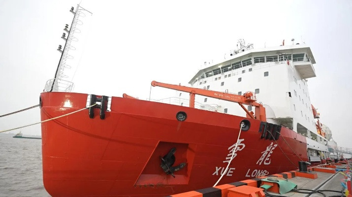 雪龙号破冰船:中国极地科考的“钢铁巨兽”有多硬核? 雪龙号破冰船:中国极地科考的“钢铁巨兽”有多硬核?