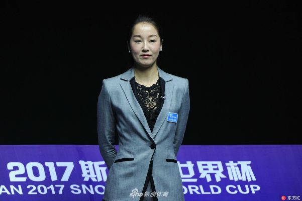 美女裁判诸瑛:用专业与魅力打破体育界的性别偏见 美女裁判诸瑛:用专业与魅力打破体育界的性别偏见