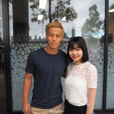 独家揭秘:本田圭佑老婆的平凡与伟大,她如何默默撑起冠军背后的家 独家揭秘:本田圭佑老婆的平凡与伟大,她如何默默撑起冠军背后的家