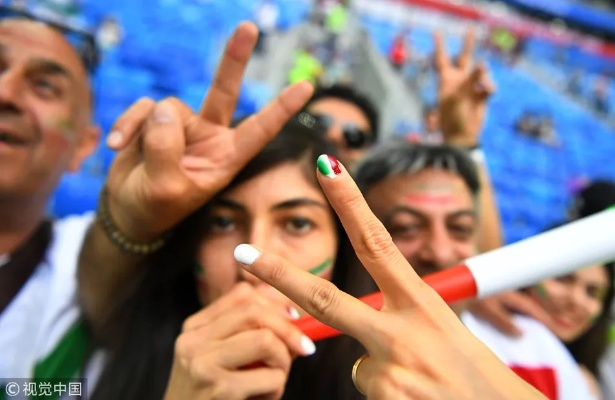 2018年世界杯美甲:用指尖的色彩点燃球迷激情 2018年世界杯美甲:用指尖的色彩点燃球迷激情