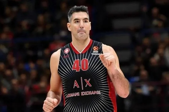路易斯斯科拉:从阿根廷到NBA的篮球传奇之路 路易斯斯科拉:从阿根廷到NBA的篮球传奇之路