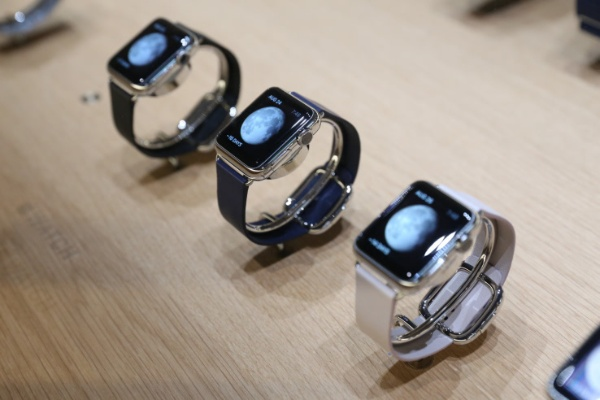 高仿iPhone手表让你轻松拥有苹果风格 外观设计 苹果 高仿 手表 手表资讯  第2张 高仿iPhone手表让你轻松拥有苹果风格 外观设计 苹果 高仿 手表 手表资讯  第2张