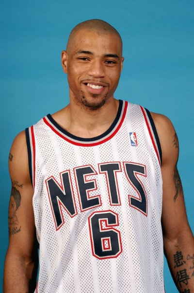 肯扬 马丁:从NBA扣篮王到人生赢家的热血传奇 肯扬 马丁:从NBA扣篮王到人生赢家的热血传奇