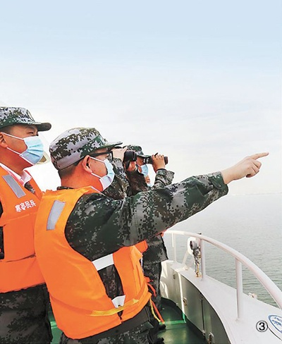 钢铁防线:守护家园的坚实壁垒,年轻一代的责任与担当 钢铁防线:守护家园的坚实壁垒,年轻一代的责任与担当