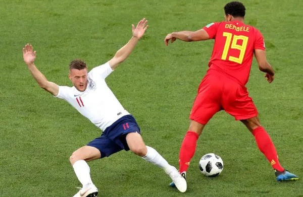 巴西世界杯上的英比之战:激情与智慧的碰撞 巴西世界杯上的英比之战:激情与智慧的碰撞