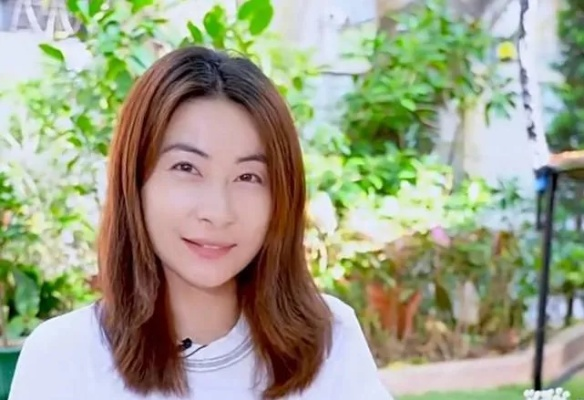 郭晶晶搬出郭家大宅:豪门媳妇的独立宣言,活出真我风采 郭晶晶搬出郭家大宅:豪门媳妇的独立宣言,活出真我风采