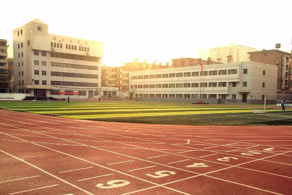 兰州市西北中学在哪里读 兰州市西北中学在哪里读