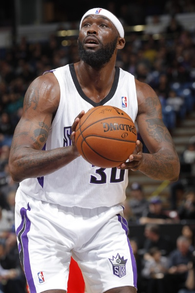 雷吉埃文斯:NBA赛场上的硬汉传奇 雷吉埃文斯:NBA赛场上的硬汉传奇