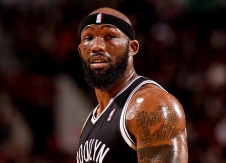 雷吉埃文斯:NBA赛场上的硬汉传奇 雷吉埃文斯:NBA赛场上的硬汉传奇