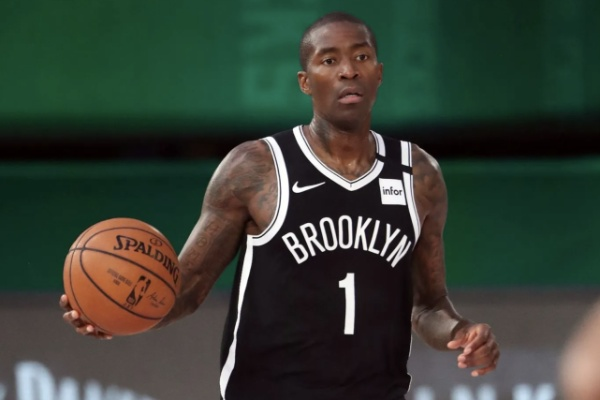 贾马尔·克劳福德:从街头到NBA,我的篮球人生就是一场永不落幕的表演 贾马尔·克劳福德:从街头到NBA,我的篮球人生就是一场永不落幕的表演