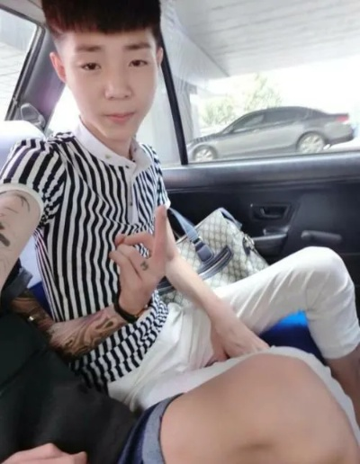 阿道夫小宇:从平凡少年到网络红人的励志成长之路 阿道夫小宇:从平凡少年到网络红人的励志成长之路