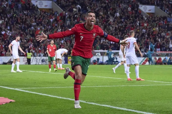 2026世界杯:C罗夺冠,足球世界将有何变局? 2026世界杯:C罗夺冠,足球世界将有何变局?
