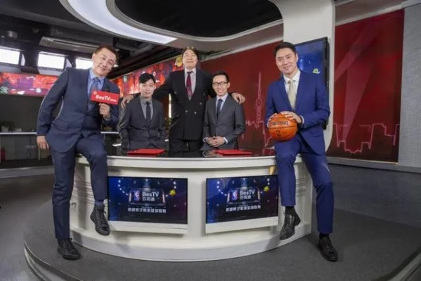 新浪NBA直播员带你热血沸腾!揭秘篮球解说背后的激情与专业 新浪NBA直播员带你热血沸腾!揭秘篮球解说背后的激情与专业
