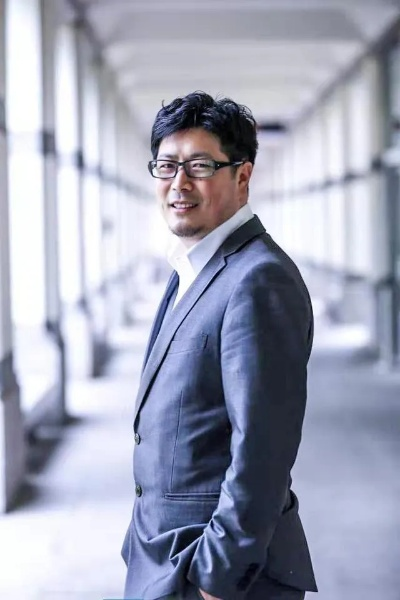 边强:从普通青年到行业领袖的励志成长之路 边强:从普通青年到行业领袖的励志成长之路