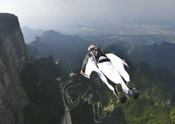 翼装飞行事故频发:极限运动背后的生死考验 翼装飞行事故频发:极限运动背后的生死考验