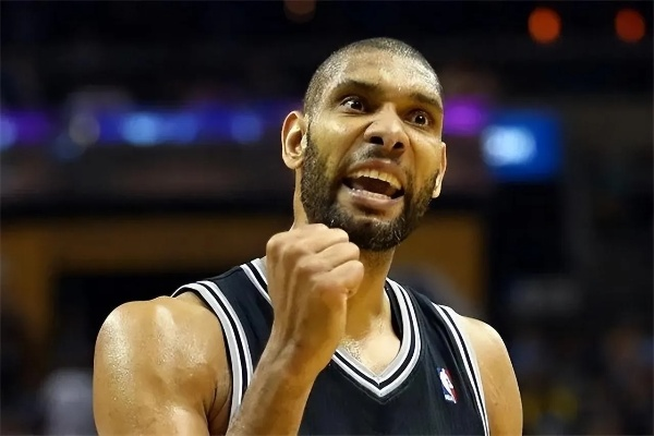 邓肯老婆是谁?揭秘NBA传奇背后的贤内助 邓肯老婆是谁?揭秘NBA传奇背后的贤内助