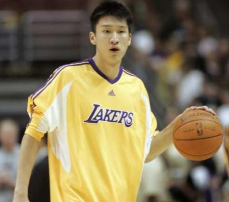 篮球天才孙悦:从CBA到NBA的传奇之路 篮球天才孙悦:从CBA到NBA的传奇之路