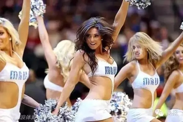 NBA美女宝贝:球场边最亮丽的风景线,点燃球迷激情 NBA美女宝贝:球场边最亮丽的风景线,点燃球迷激情