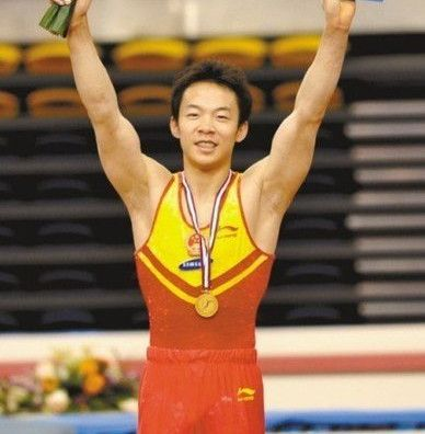 从低谷到巅峰:郭伟阳的体操人生,我用汗水与坚持书写辉煌 从低谷到巅峰:郭伟阳的体操人生,我用汗水与坚持书写辉煌