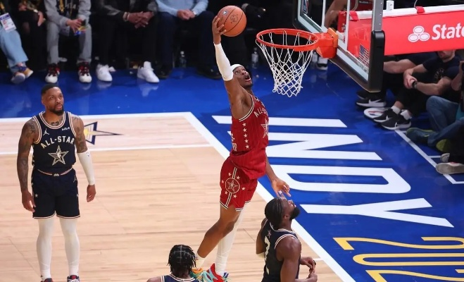 热血沸腾!我在NBA赛场亲眼见证的震撼两双时刻 热血沸腾!我在NBA赛场亲眼见证的震撼两双时刻