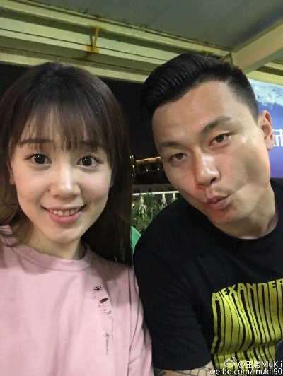郜林女友王晨微博:揭秘足球明星背后的甜蜜爱情故事 郜林女友王晨微博:揭秘足球明星背后的甜蜜爱情故事