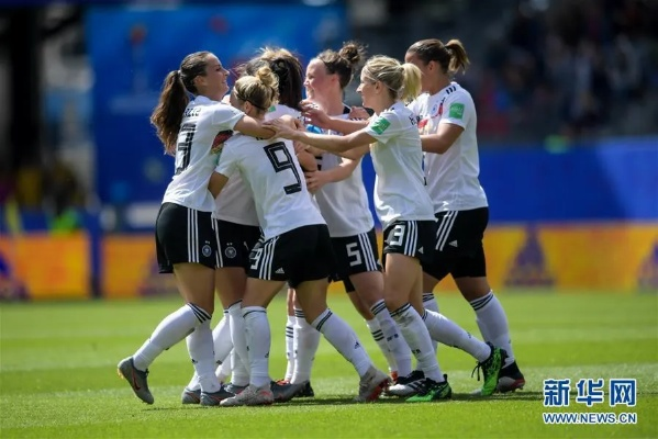 中国女足鏖战德国!世界杯赛场上的热血瞬间全记录 中国女足鏖战德国!世界杯赛场上的热血瞬间全记录