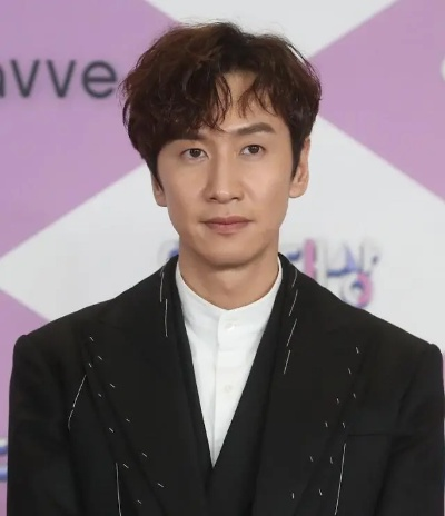 金光洙:从平凡到非凡,他用坚持书写人生传奇 金光洙:从平凡到非凡,他用坚持书写人生传奇