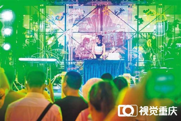 重庆娱乐频道:揭秘山城年轻人的夜生活新潮流 重庆娱乐频道:揭秘山城年轻人的夜生活新潮流