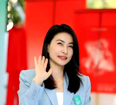 郭晶晶搬出郭家大宅:豪门媳妇的独立宣言,活出真我风采 郭晶晶搬出郭家大宅:豪门媳妇的独立宣言,活出真我风采