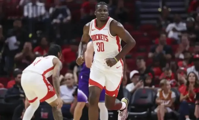 NBA重磅回归!老鹰队卡佩拉伤愈复出,内线防守迎来强援 NBA重磅回归!老鹰队卡佩拉伤愈复出,内线防守迎来强援