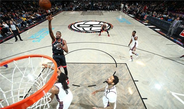 NBA梦魇:当篮球梦想变成令人窒息的黑暗深渊 NBA梦魇:当篮球梦想变成令人窒息的黑暗深渊