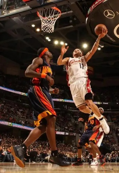 NBA全照片:捕捉赛场瞬间,篮球传奇 NBA全照片:捕捉赛场瞬间,篮球传奇
