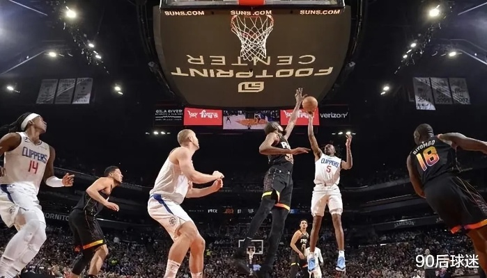 震撼!NBA前场篮板榜上的王者之争,我亲眼见证的激情与汗水 震撼!NBA前场篮板榜上的王者之争,我亲眼见证的激情与汗水