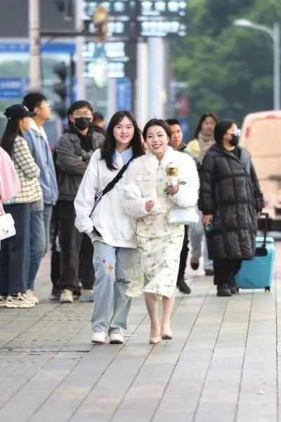 2025.11.28长沙今日穿衣指南 2025.11.28长沙今日穿衣指南