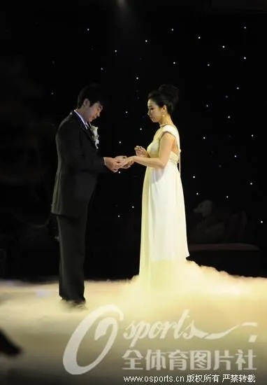幸福洋溢!我亲历韩鹏浪漫婚礼,现场感动到泪目 幸福洋溢!我亲历韩鹏浪漫婚礼,现场感动到泪目