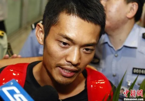 马来西亚歌手怒骂林丹事件引爆网络:背后原因令人深思 马来西亚歌手怒骂林丹事件引爆网络:背后原因令人深思