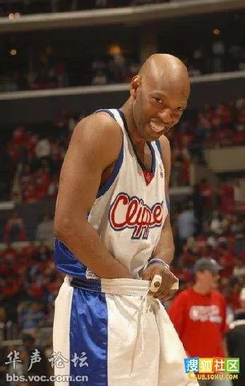 NBA爆笑时刻:那些让人捧腹的球场趣事 NBA爆笑时刻:那些让人捧腹的球场趣事