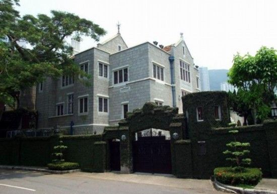 探秘霍家大宅:百年传奇与现代奢华的完美交融 探秘霍家大宅:百年传奇与现代奢华的完美交融