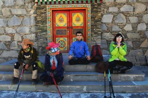 我在阿姆斯的奇幻之旅:一个普通人的不平凡体验 我在阿姆斯的奇幻之旅:一个普通人的不平凡体验