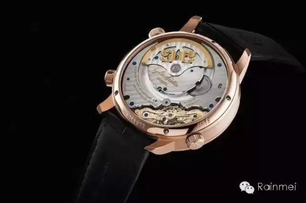 以假乱真:精湛工艺打造顶级仿真手表 表壳 精湛工艺 匠人们 仿真 手表资讯 第3张 以假乱真:精湛工艺打造顶级仿真手表 表壳 精湛工艺 匠人们 仿真 手表资讯 第3张