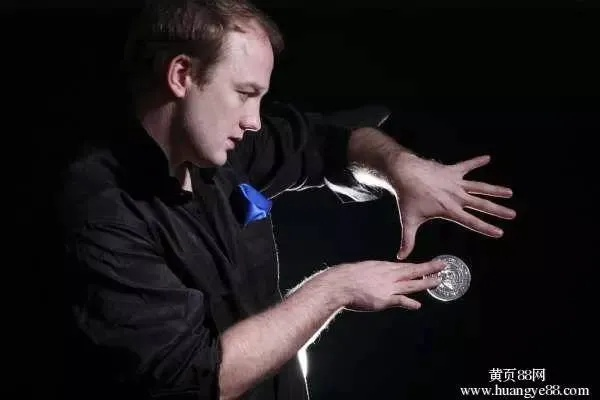 我在魔术交易中的奇幻经历:从怀疑到惊叹的心路历程 我在魔术交易中的奇幻经历:从怀疑到惊叹的心路历程