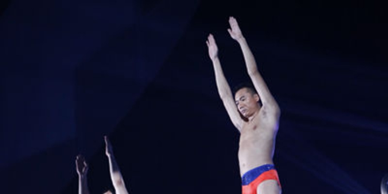 高虎跳水:勇气与技巧的完美结合 高虎跳水:勇气与技巧的完美结合