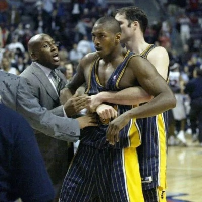 阿泰斯特:NBA球场上的天赋异禀者 阿泰斯特:NBA球场上的天赋异禀者