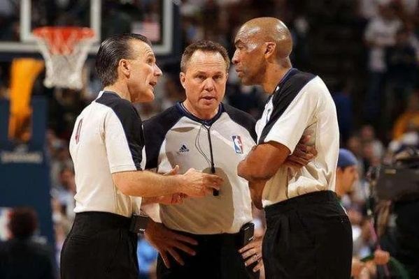 NBA恶意犯规禁赛规则解析:从赛场冲突到联盟处罚的深度探讨 NBA恶意犯规禁赛规则解析:从赛场冲突到联盟处罚的深度探讨