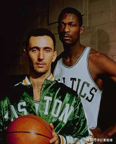 盘点NBA史上最令人难忘的传奇组合:青春与热血的完美碰撞 盘点NBA史上最令人难忘的传奇组合:青春与热血的完美碰撞