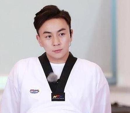 释小龙的助理是谁?揭秘明星背后的得力助手 释小龙的助理是谁?揭秘明星背后的得力助手