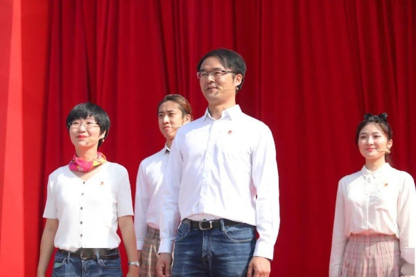 郭郁承:一位用才华与坚持点亮梦想的年轻榜样 郭郁承:一位用才华与坚持点亮梦想的年轻榜样